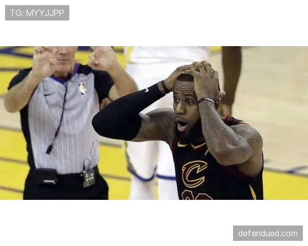 假摔判罚的裁判标准与常见误区解析